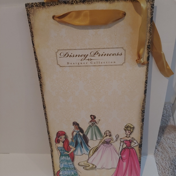 Disney Designer Doll Rapunzal Limited Edition - Picture 12 of 17